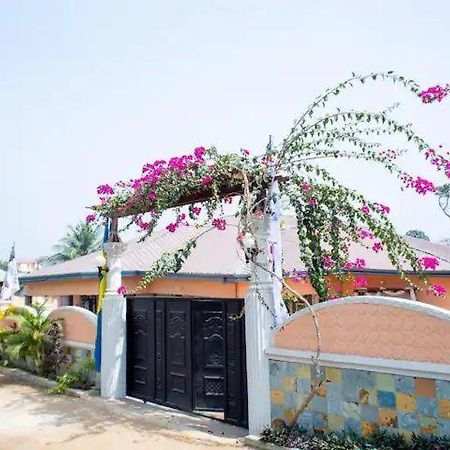 Nana Adu Guest House Koforidua Exteriér fotografie
