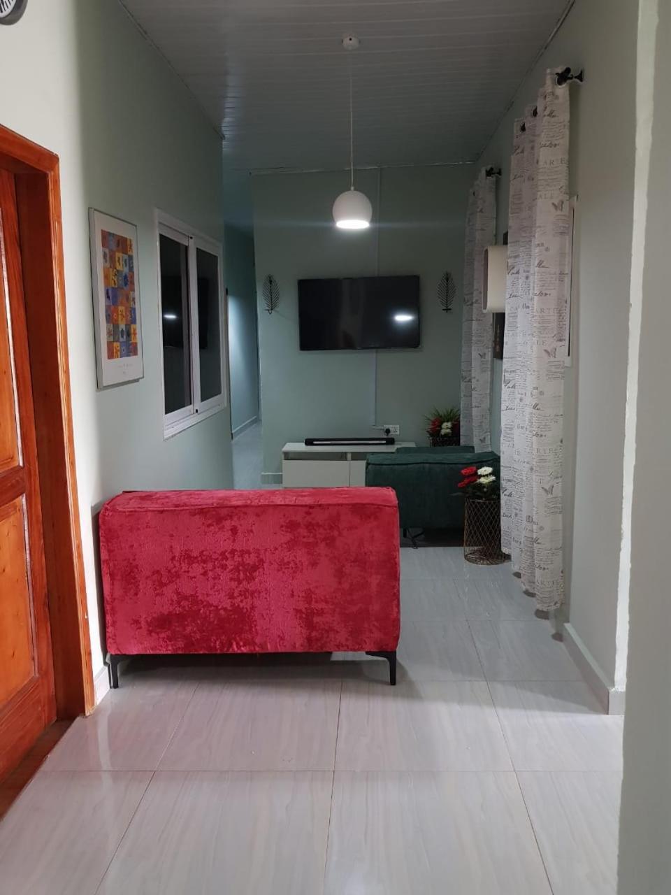 Nana Adu Guest House Koforidua Exteriér fotografie