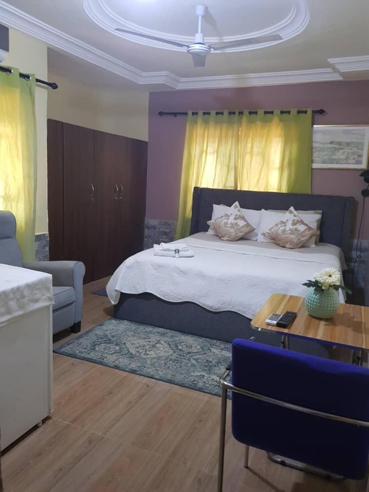 Nana Adu Guest House Koforidua Exteriér fotografie